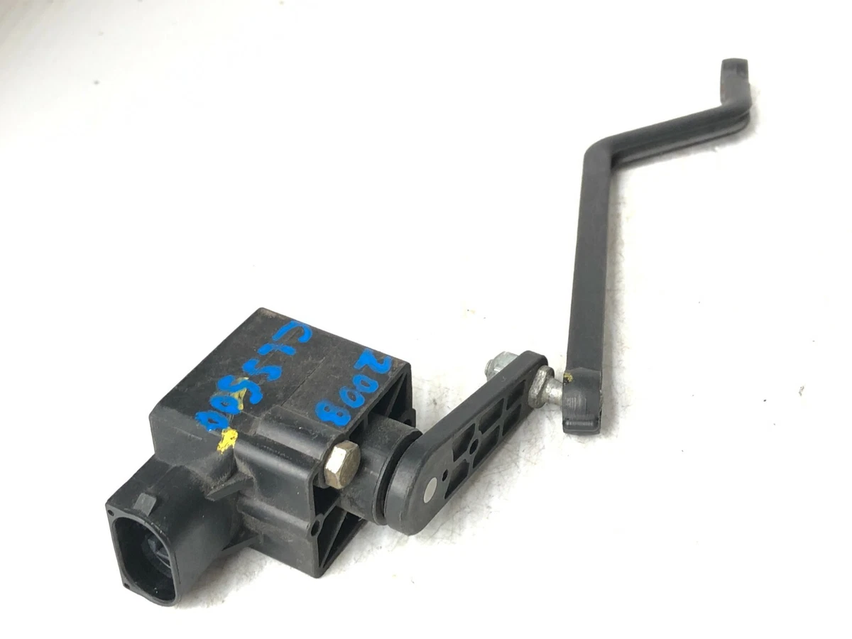 2000 - 2006 Mercedes CLS550 CL500 Suspension Level Sensor P: A 010  