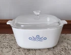 Vintage PYREX Casserole Dish WITH LID Cornflower Blue 2.5 Quart. TCM
