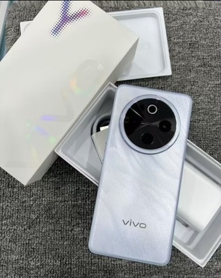 vivo Y300 Pro+ 5G 6.77'' 50MP Android 15 Snapdragon 7s Gen 3 SmartPhone 7300mAh