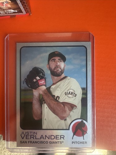 2025 Topps Heritage Justin Verlander Holo Foil 25th Anniversary Card #H25-22