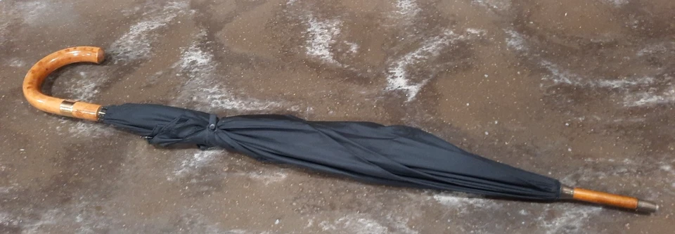 Swaine Adeney Brigg Umbrella By Appt To H.M Queen Elizabeth Queen Mother READ - Image 4 of 4