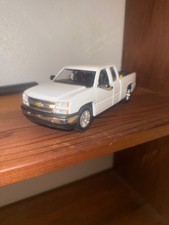 2006 Chevrolet Silverado 1500 White Diecast 1:25 Scale Model - Motormax 79393WH