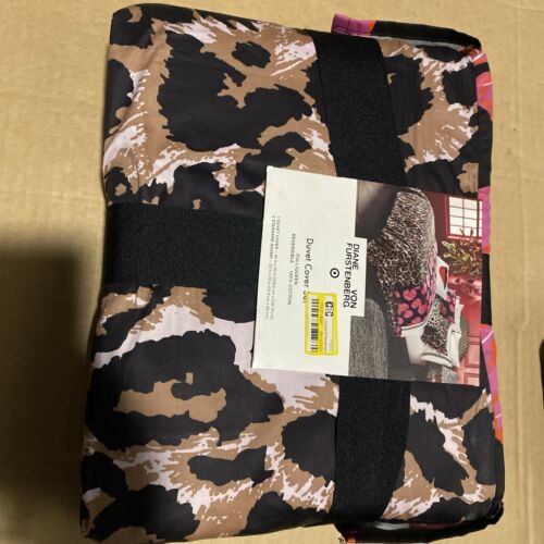 DVF Furstenberg x Target Leopard/Pink Geranium - Full/ Queen Duvet Cover Set