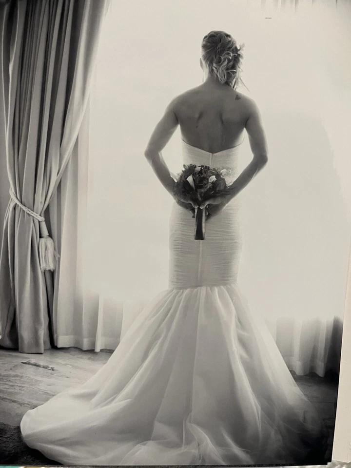 Vestido de novia estilo sirena acifrado Mikaella 1551, usado una vez y conservado!  Foto 3 de 4