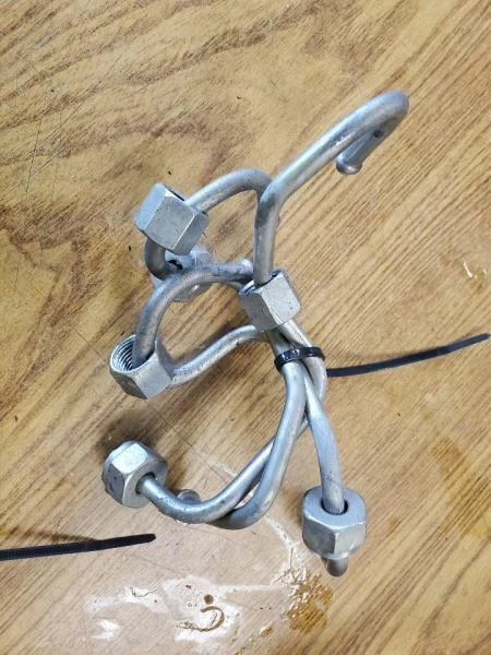 Líneas de combustible RAM1500 2016 391244 Foto 4 de 4