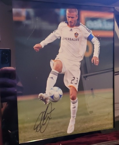 Authentisches David Beckham signiertes 8x10 gerahmtes Foto - Bild 2 von 3
