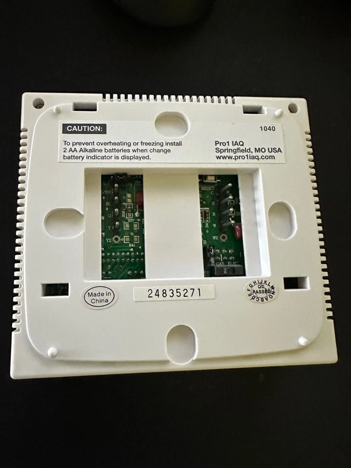 Pro1 T705 Digital Thermostat - Image 2 of 3