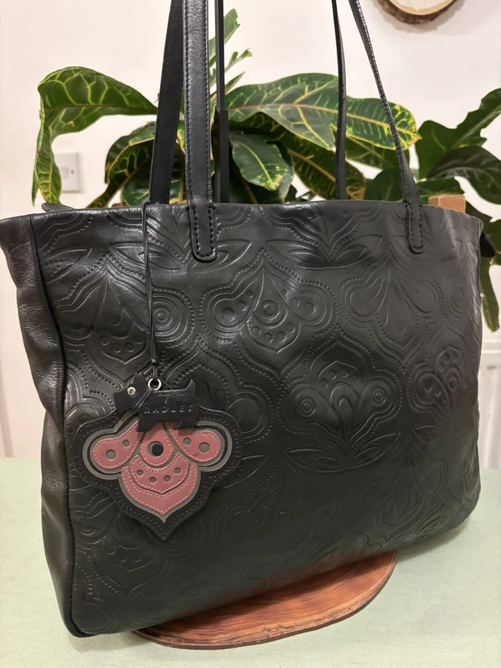 Radley London large handbag /shoulder / laptop  work Bag black leather/ vgc - Image 4 of 4