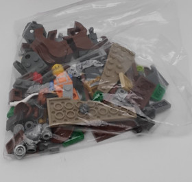 Lego The LEGO Movie - Set #70800 - Getaway Glider - 82.8% Complete - W/ Manual