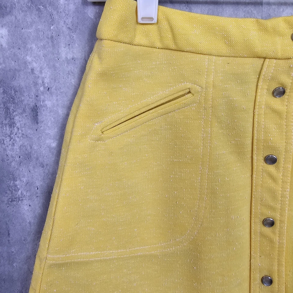 Minifalda vintage años 60 McGregor Competitors para mujer amarilla tejida dbl polialina Foto 3 de 4