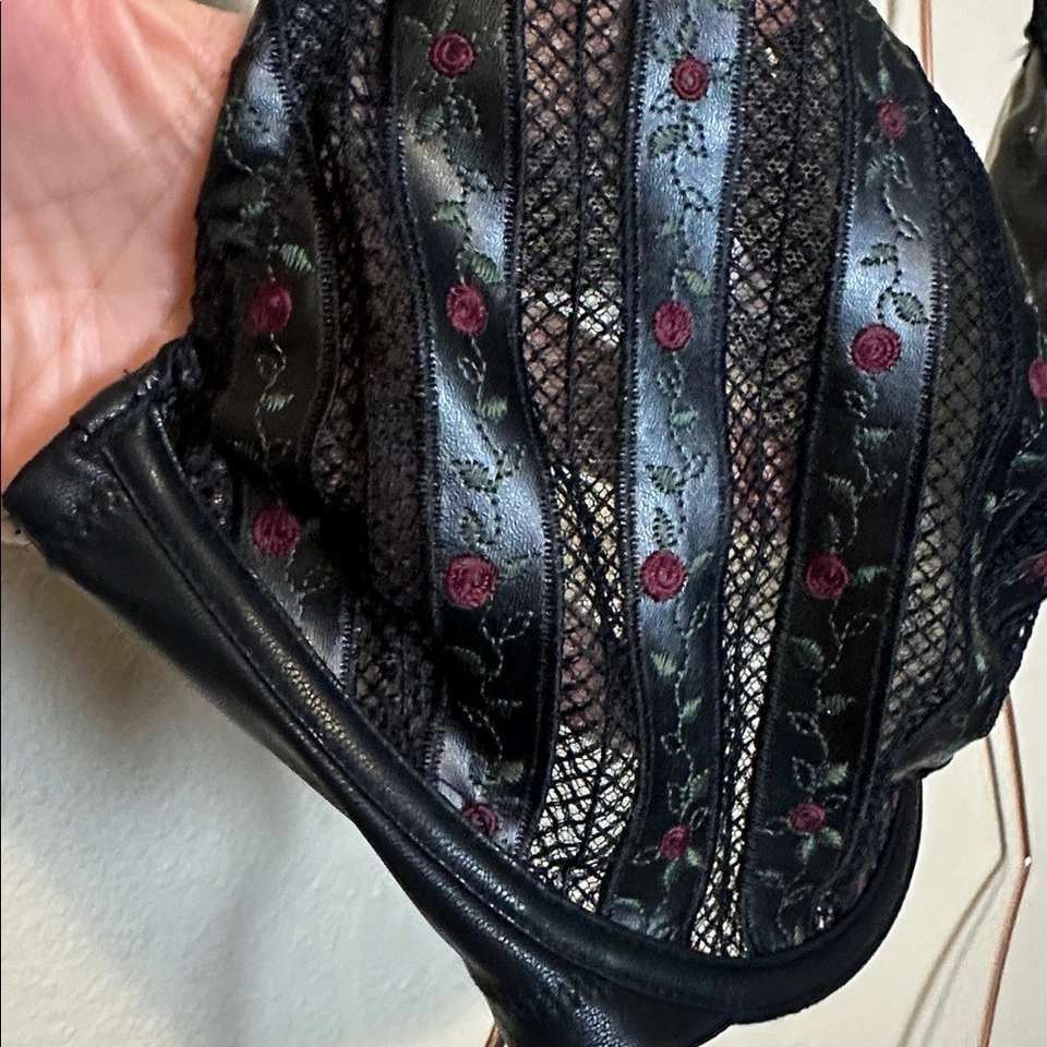 Savage X Fenty Renaissance Rose Unlined Demi Bra Black Caviar Leather - Image 3 of 4