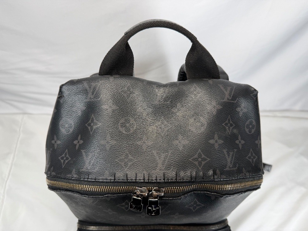 Louis Vuitton Discovery Monogram Eclipse Backpack… - image 13