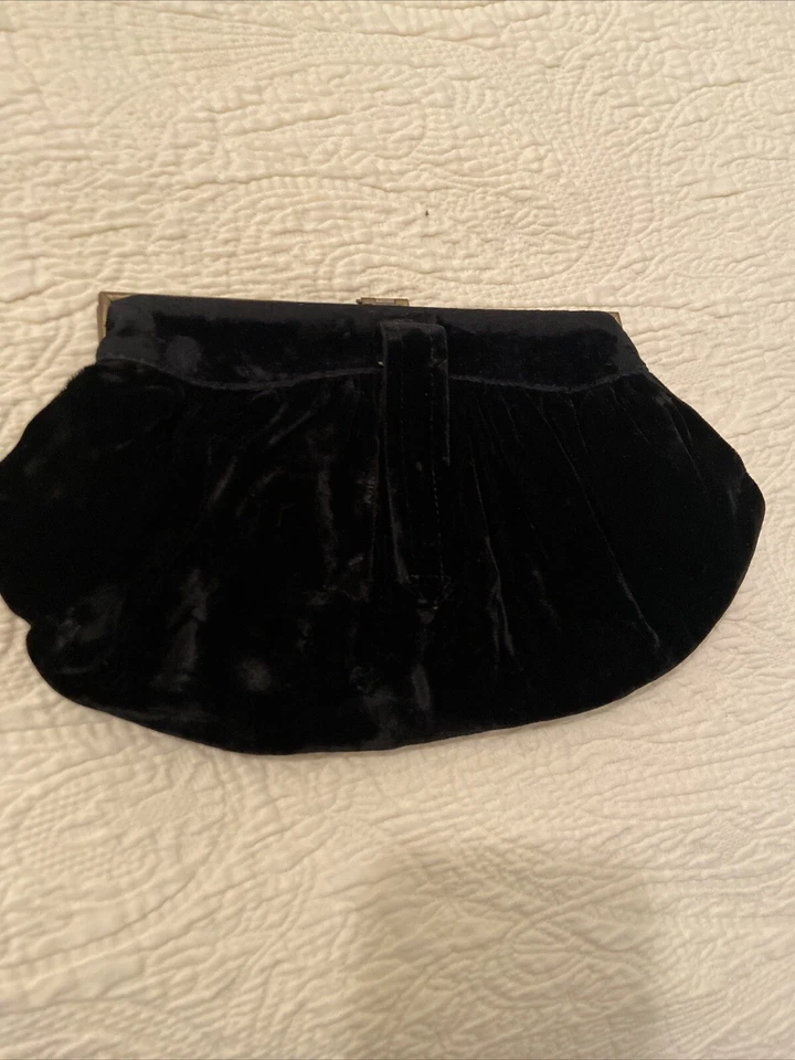 Bolso sin asas de noche de terciopelo negro de colección de los años 40 cierre único con zorro, bayas, hojas Foto 4 de 4