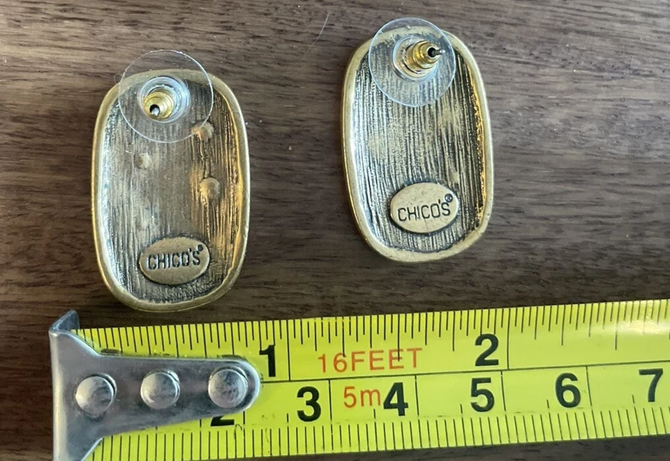 Pendientes martillados de oro de Chico post 9018 Foto 3 de 3