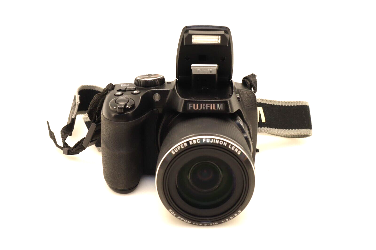 Fujifilm FinePix S9800 16.0MP Digital Camera FOR PARTS ONLY Fujifilm FinePix S9800 16.0MP Digital Camera FOR PARTS ONLY