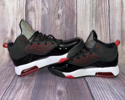 Jordan Maxin 200 Black Gym Red White Shiny Patent Leather Sz 10.5