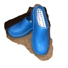 mandy by delta uniforms