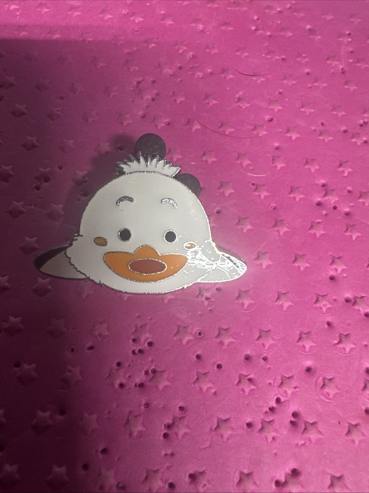 Disney Skuttle Seagull from The Little Mermaid Tsum Tsum Trading Pin