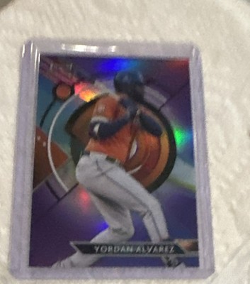 2023 Topps Finest - Yordan Alvarez #61 Purple Refractor #082/250 MVP