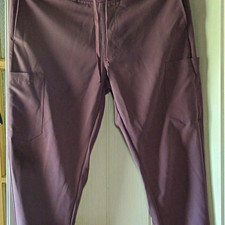 Women's Gray Scrub Set M V-Neck Short Sleeve Top Drawstring Pants Pockets