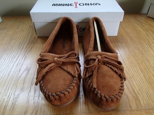minnetonka kilty moccasin