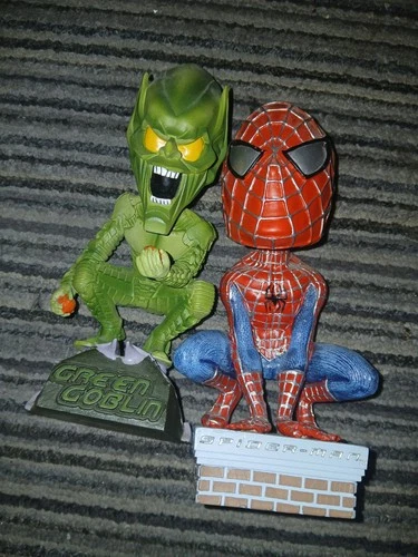 NECA Head Knocker Bobblehead - Spider-Man /Green Goblin