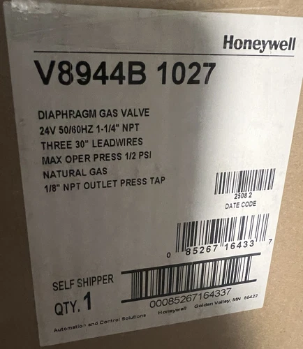 Diaphragm Gas Valve, Two Stage Slow Op1-1/4" NPT pipe size, 1/2 max. psi, 24 Vac