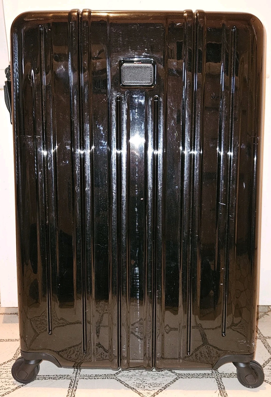 Tumi V3 29" Black Polycarbonate Spinner Suitcase Expandable Luggage