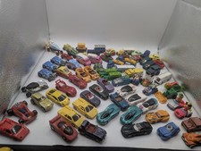 Pakiet 70 modeli samochodów Oldtimer Jajko niespodziane Ferrero Kolekcja Metal Rzadkość Ciężarówka spadkowa 