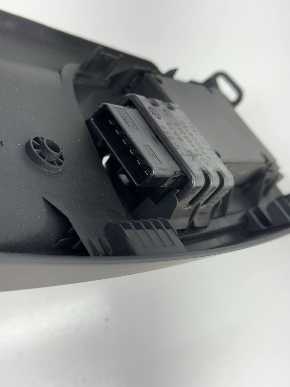 2014 - 2017 MASERATI GHIBLI M157 FRONT RIGHT SEAT ADJUSTMENT SWITCH SET OEM 784