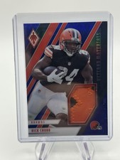 2021 Panini Phoenix Veteran Materials Nick Chubb #VM-NCH Prime Blue /25 (MEM)