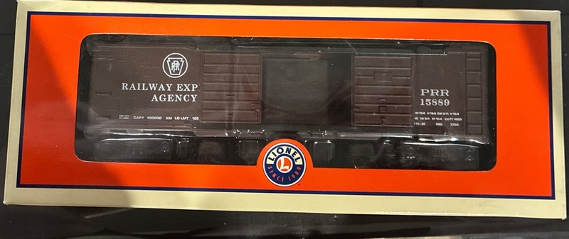 Lionel 6–1 5889 Double Door Box Car
