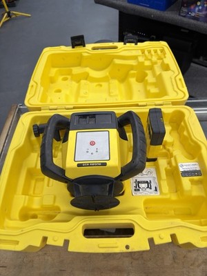 Leica Rugby 610 Rotary Laser Level, Rod Eye 120, Stand, Receiver + Case - Tested