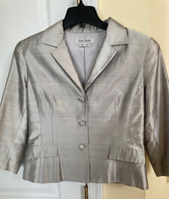 Kay Unger Pre-Owned Woman's Silk Gray Three Button Blazer Size 6