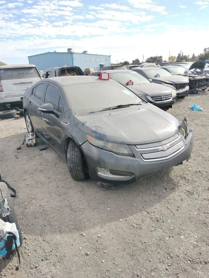 GRY REAR BUMPER ASSEMBLY 2011-2015 CHEVROLET VOLT — 第 2/4 张图片