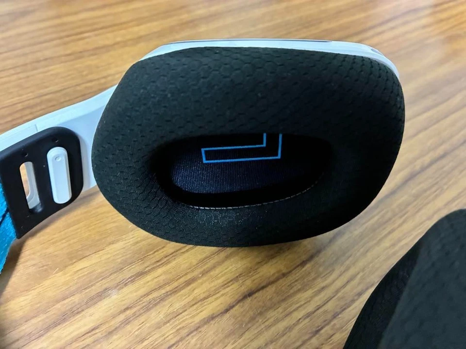 Logitech Logicool G733 KDA LIGHTSPEED Wireless White Gaming Headset Usado - Imagen 4 de 4