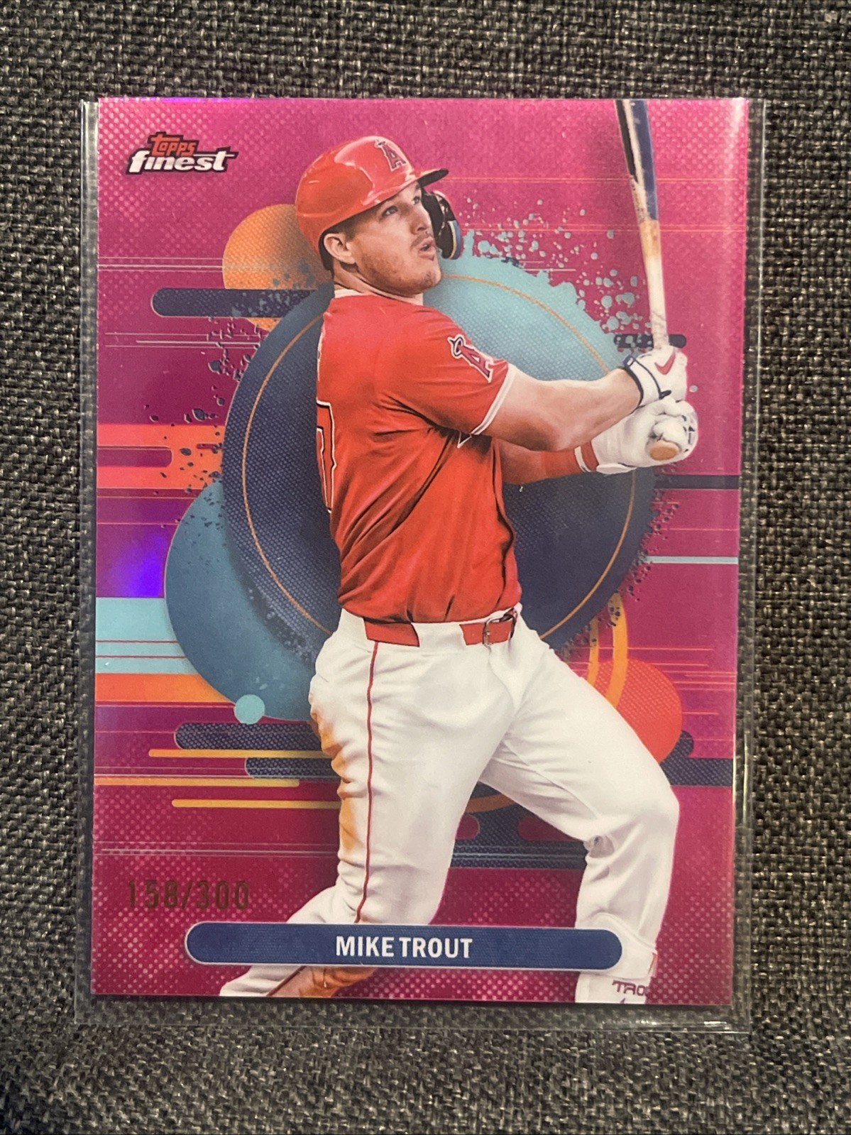Mike Trout Magenta Refractor #131