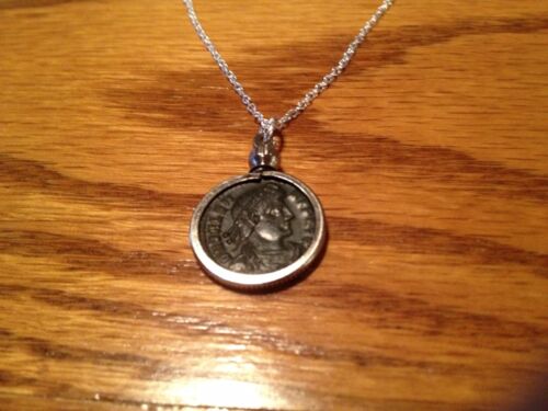 Ancient Roman Coin Necklace Pendant Jewelry  Authentic Natural Patina Roman Coin - Afbeelding 1 van 4