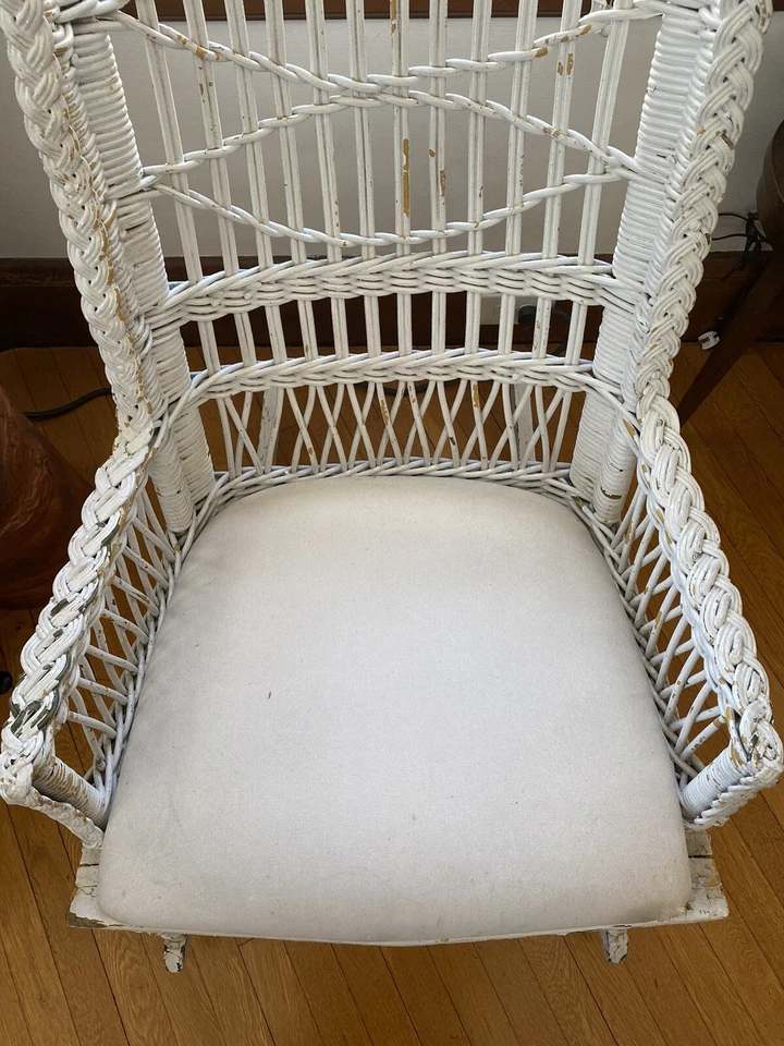 Balancín/mecedora de mimbre tejida antigua casa de campo muebles de ratán Shabby Chic Foto 4 de 4