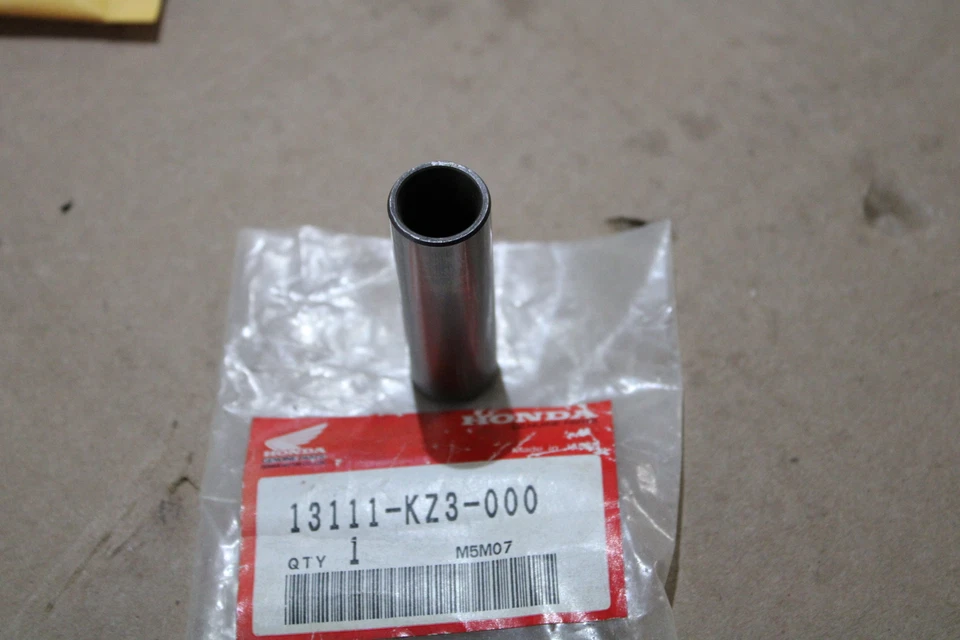 PIN PISTÓN HONDA ATC250 CM450 CR250 13111-KZ3-000 Foto 2 de 2