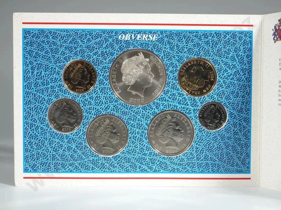 NZ ERROR COINS, UNC SET 2000, $5 PIED CORMORANT/SOLOMON ISLANDS MULE COIN - Image 3 of 3