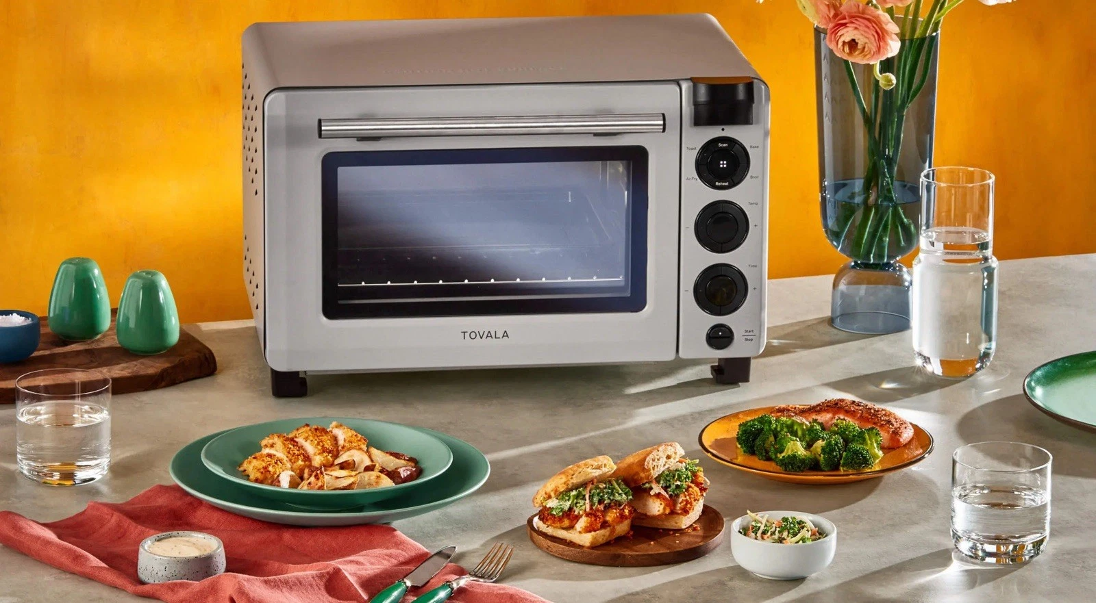 Tovala Smart Oven - WiFi Countertop Convection Oven Air Fry Toast Bake - NEW
Opens in a new window o