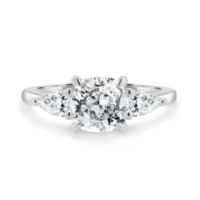 Handgefertigter Diamantring 1,5 Kt E F VVS2 Cushion Lab Grown IGI 18K Weißgold