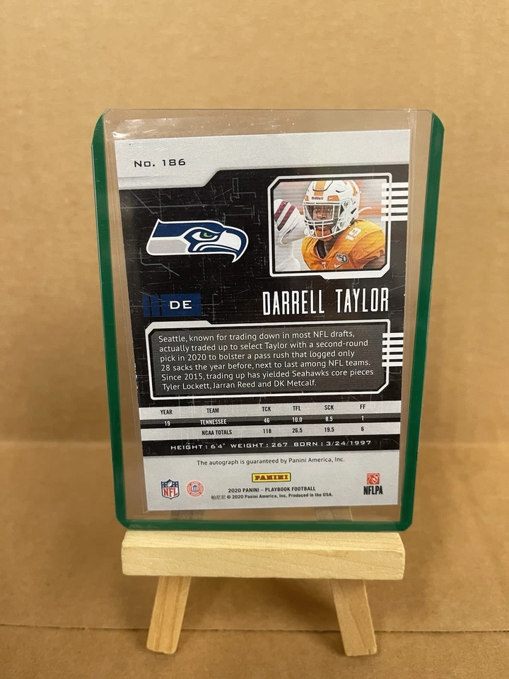 2020 Panini Playbook Darrell Taylor RC Auto #186 Seahawks - Image 2 of 2