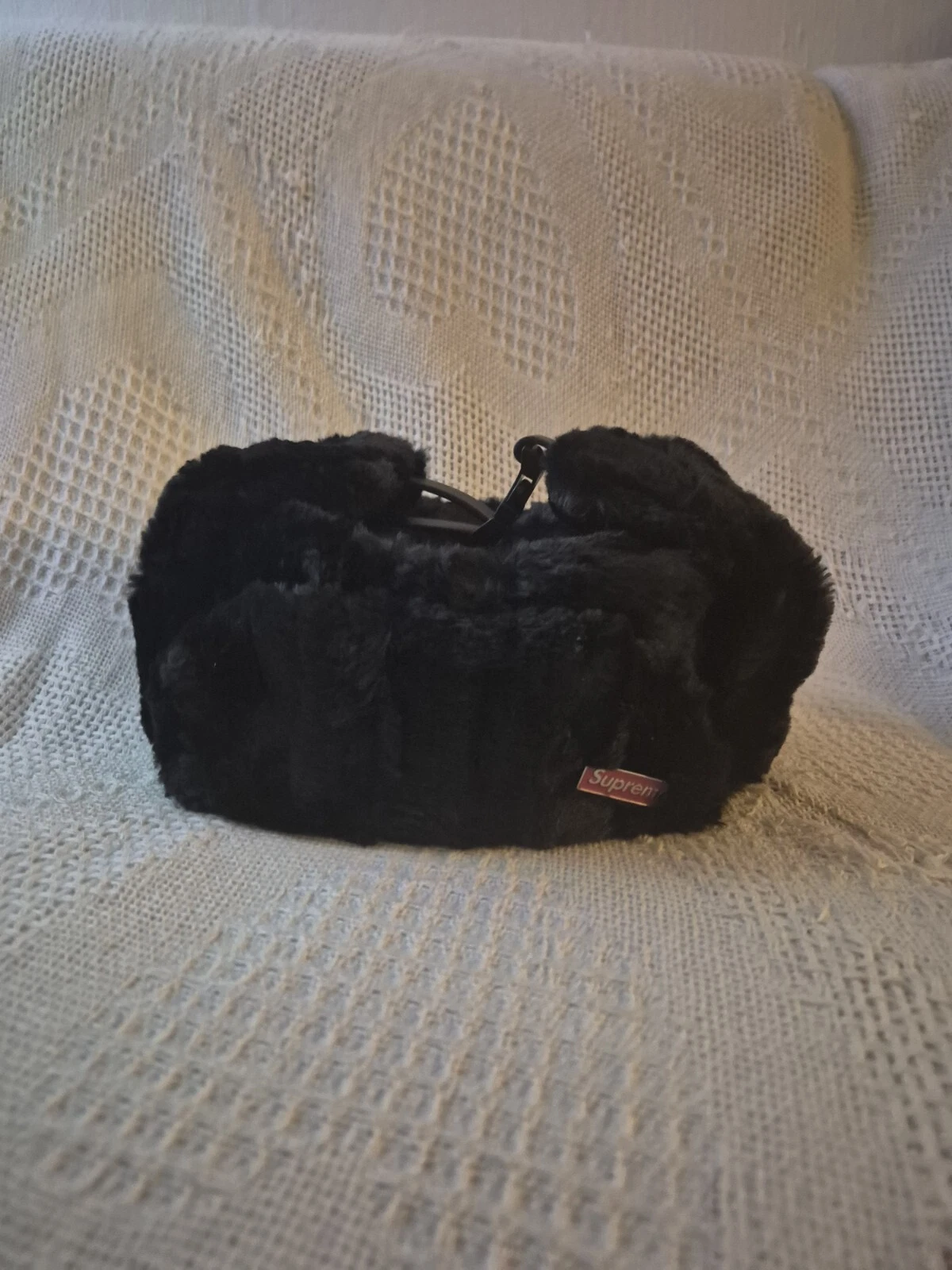 Chapeau Supreme Ushanka L/XL noir neuf