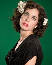 MIA KIRSHNER 8x10 PHOTO *