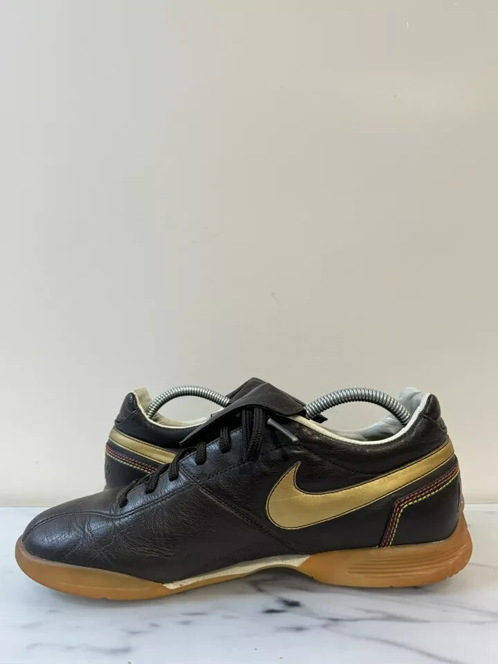 Nike Tiempo R10 TF Ronaldinho Turf US 9 RARE Soccer Shoes Brown
