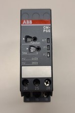 ABB CM-PSS.41  3 PHASE RELAY 1SVR630784R3300
