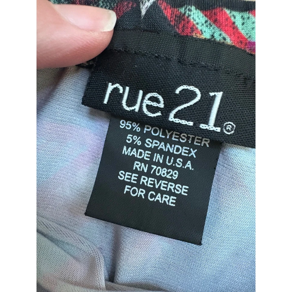 Falda midi Rue 21 estampado geométrico azteca para mujer M verde azulado turquesa multicolor Foto 3 de 4