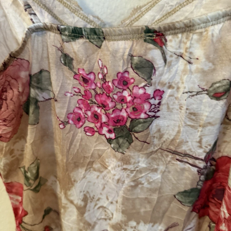 Camiseta sin mangas Y2K encaje cami floral beige rosa Fairycore coqueta correas de espagueti mediana Foto 4 de 4